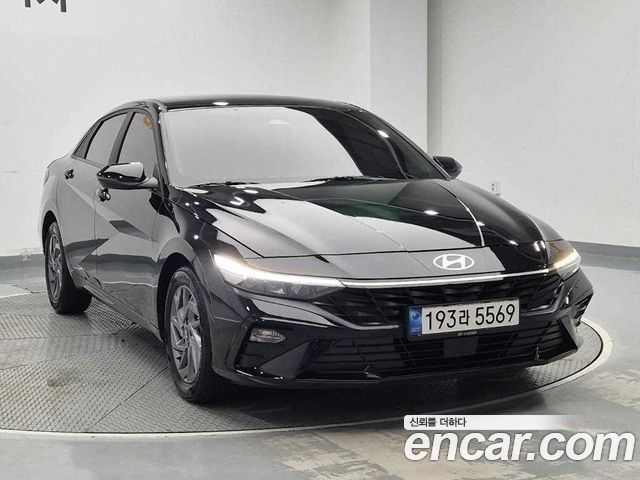Hyundai Avante — exterior