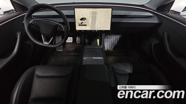 Tesla Model 3 — interior