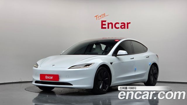 Tesla Model 3 — exterior