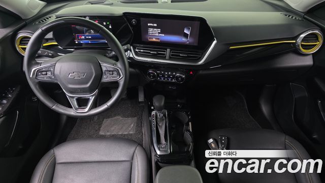 Chevrolet Korea Trax — interior