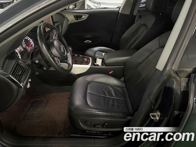 Audi A7 — interior