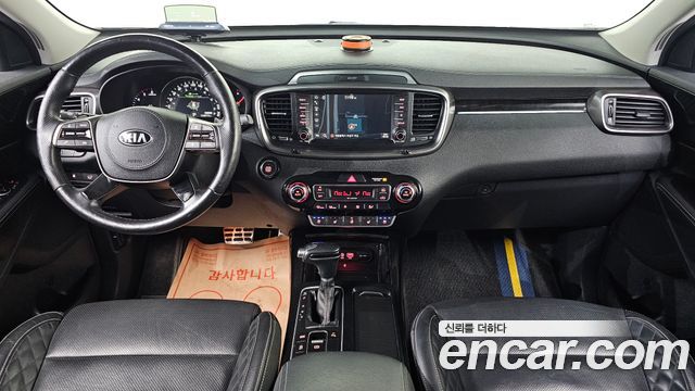 Kia Sorento — interior