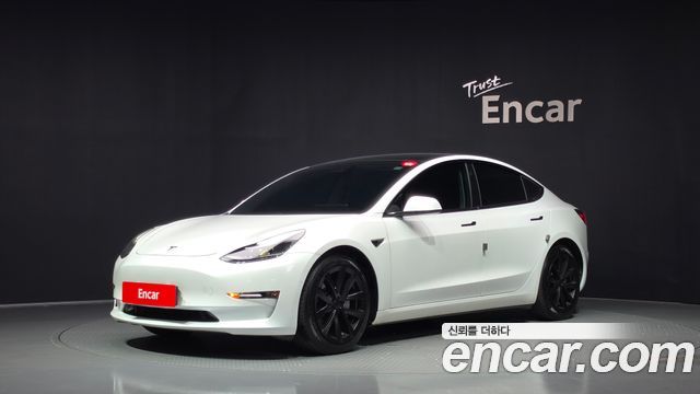 Tesla Model 3 — exterior