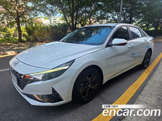 Hyundai Avante — exterior