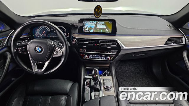 BMW 5 Series — interior