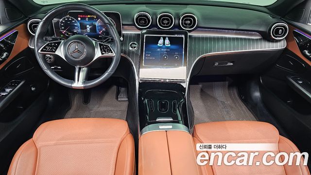 Mercedes-Benz C-Class — interior