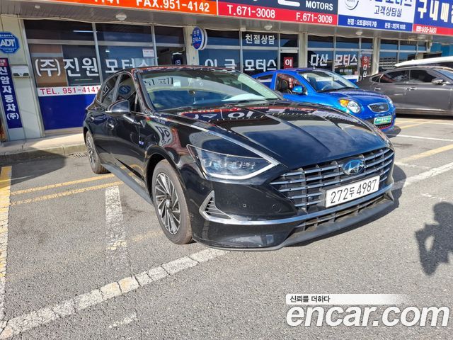 Hyundai Sonata — exterior