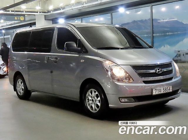 Hyundai Starex — exterior