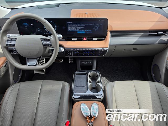 Hyundai IONIQ 5 — interior