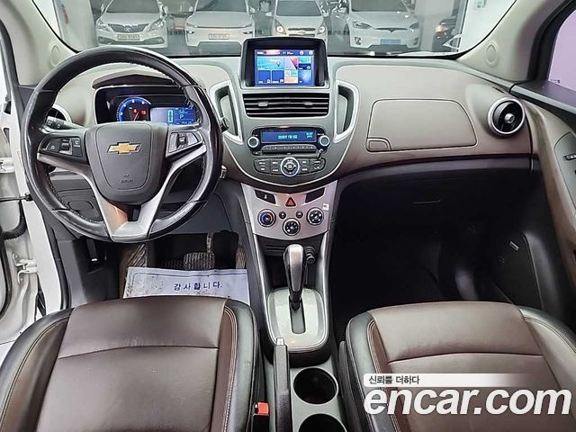 Chevrolet Korea Trax — interior