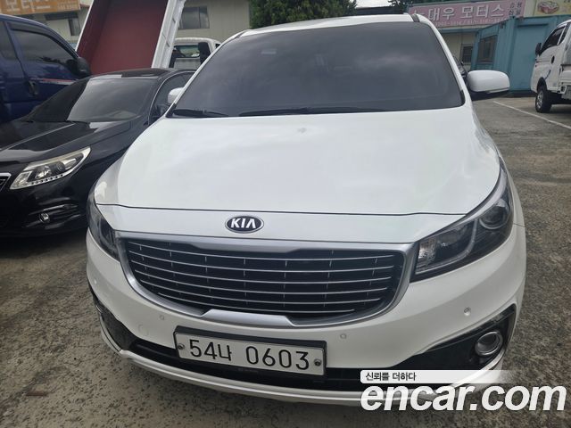 Kia Carnival — exterior