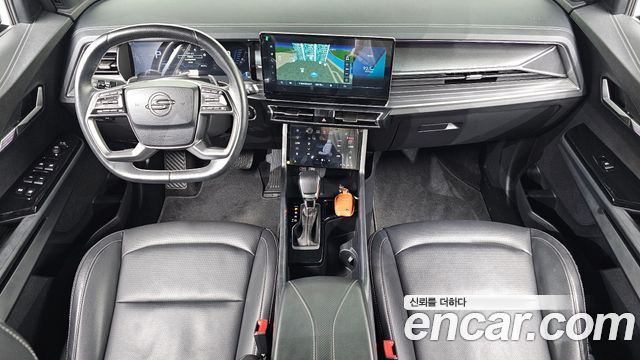 KG Mobility Torres — interior