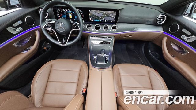 Mercedes-Benz E-Class — interior