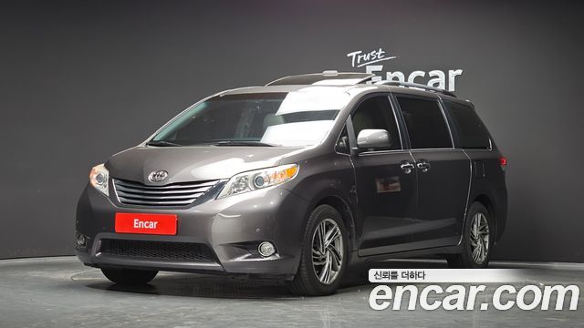 Toyota Sienna — exterior