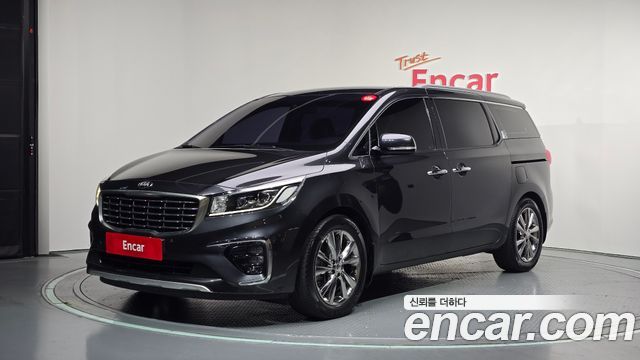Kia Carnival — exterior
