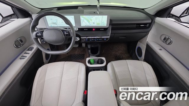 Hyundai IONIQ 5 — interior
