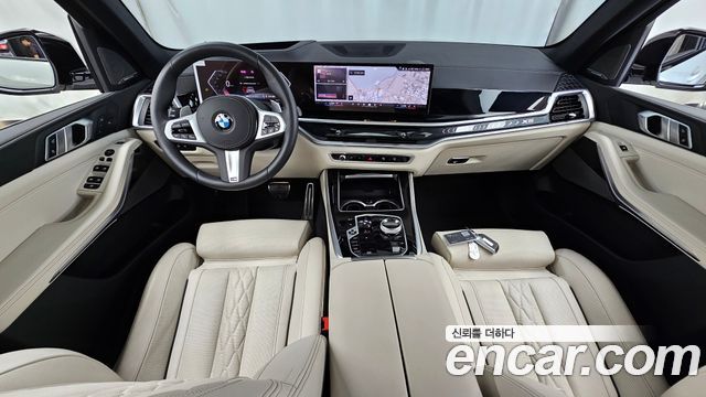 BMW X5 — interior