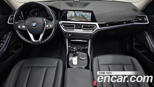 BMW 3 Series — interior