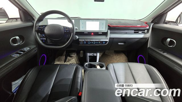 Hyundai IONIQ 5 — interior