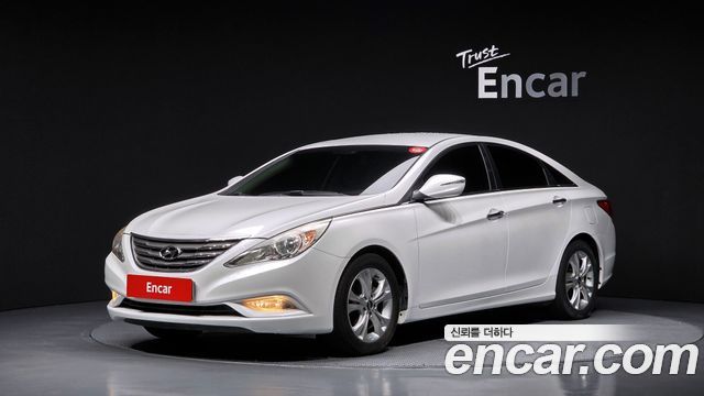 Hyundai Sonata — exterior