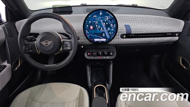 MINI Cooper — interior