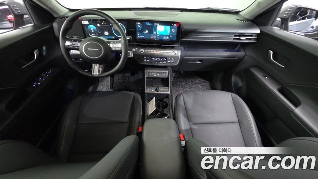 Hyundai Kona — interior