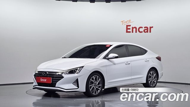 Hyundai Avante — exterior