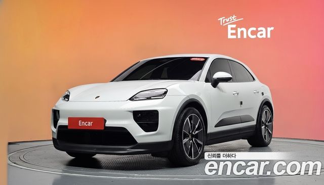 Porsche Macan — exterior