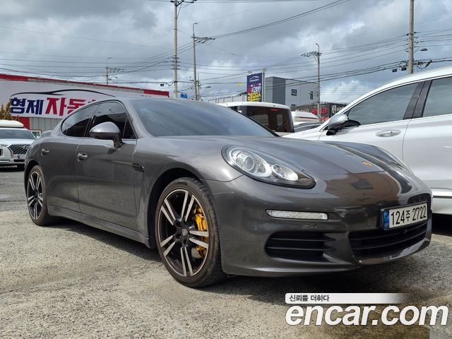 Porsche Panamera — exterior