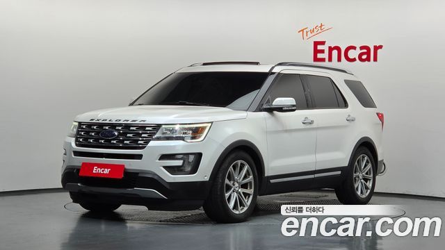 Ford Explorer — exterior