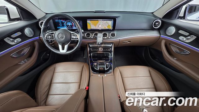 Mercedes-Benz E-Class — interior
