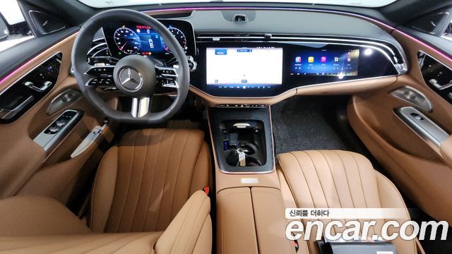 Mercedes-Benz E-Class — interior