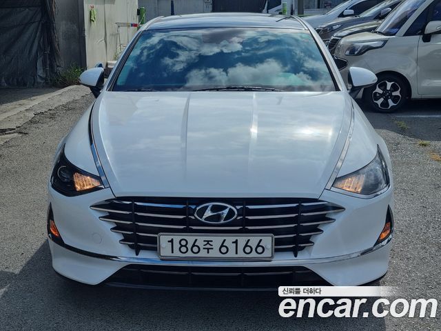 Hyundai Sonata — exterior