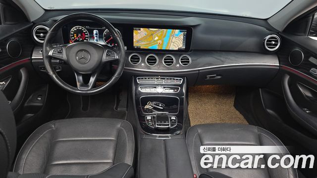 Mercedes-Benz E-Class — interior