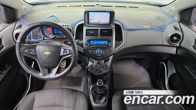 Chevrolet Korea Aveo — interior