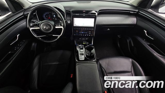 Hyundai Tucson — interior