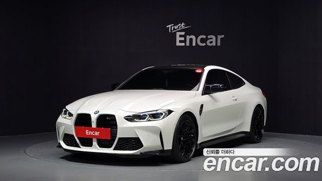 BMW M4 — exterior