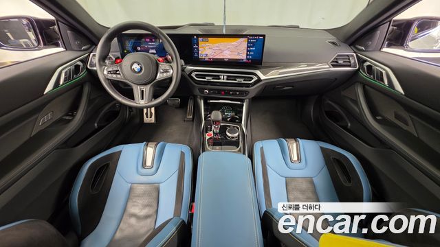 BMW M4 — interior