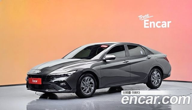 Hyundai Avante — exterior