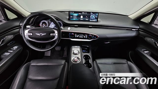 Genesis GV70 — interior