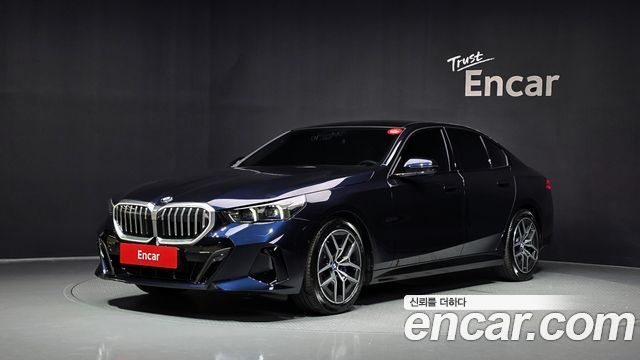 BMW 5 Series — exterior