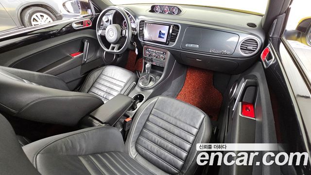 Volkswagen Beetle — interior
