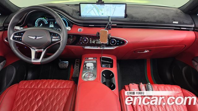 Genesis GV70 — interior