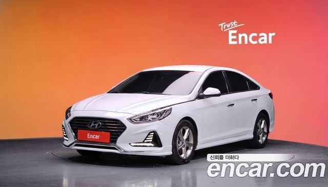 Hyundai Sonata — exterior