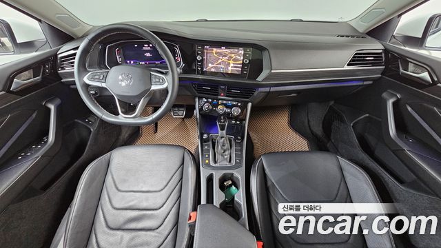 Volkswagen Jetta — interior