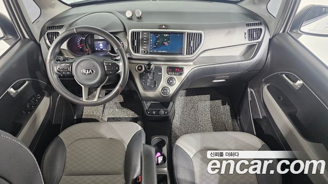Kia Ray — interior