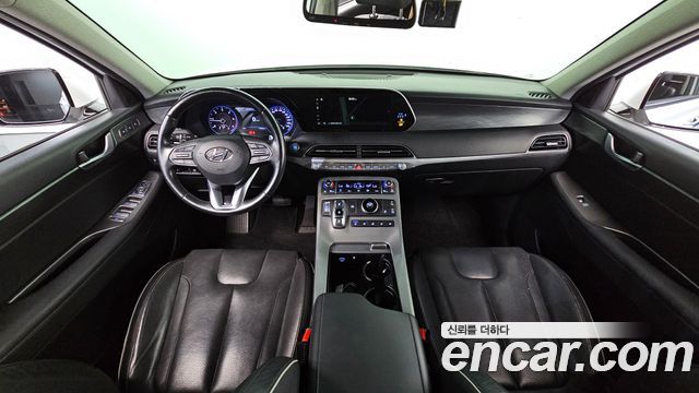 Hyundai Palisade — interior