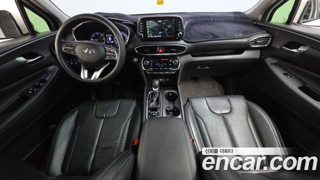 Hyundai Santa Fe — interior