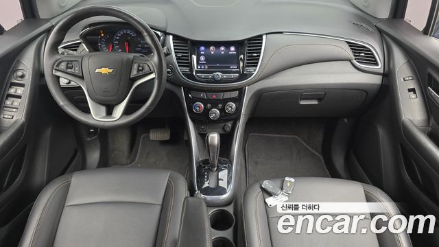 Chevrolet Korea Trax — interior