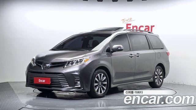 Toyota Sienna — exterior